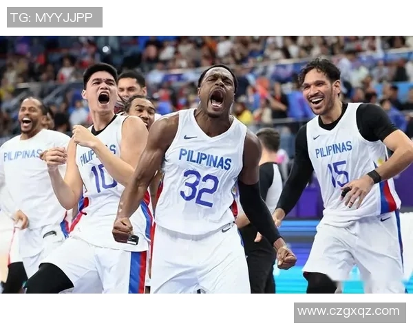 深圳足球队灵活性引发热议球迷与专家各执己见探讨战术调整